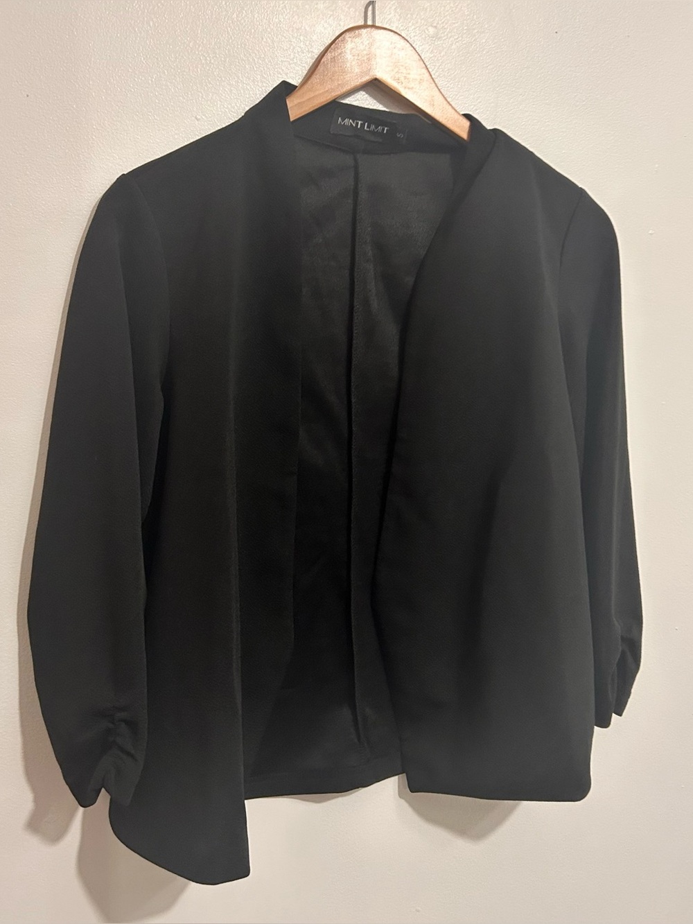 Mint Limit Black Open-Front Women's Blazer Jacket